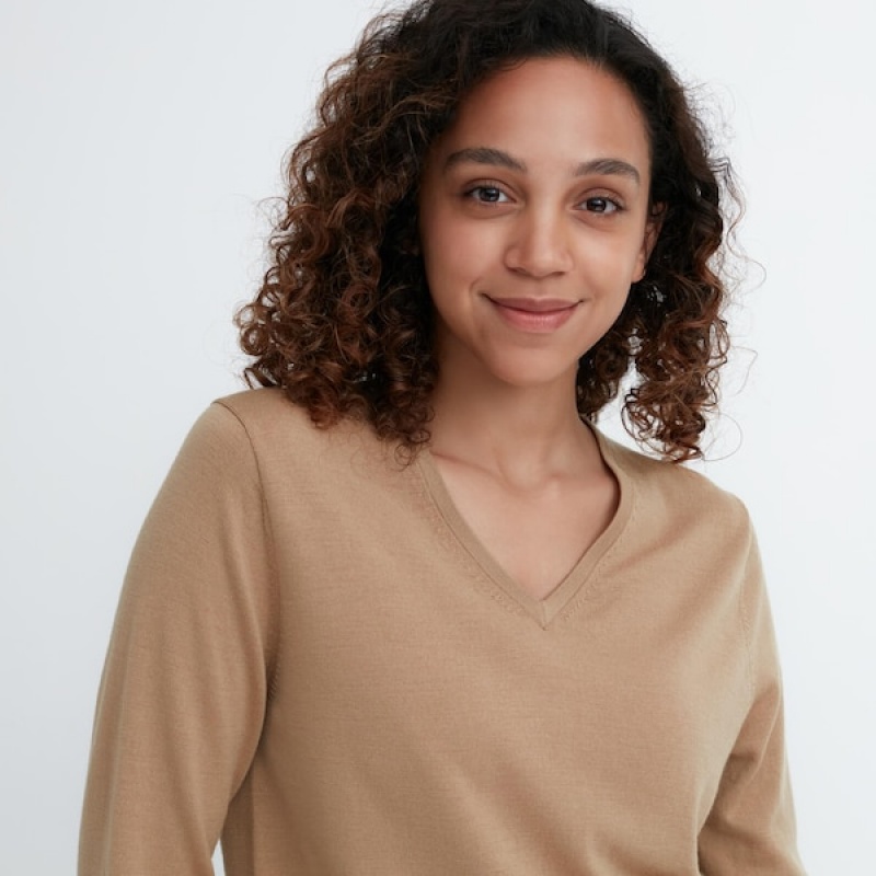 Uniqlo Extra Fine Merino V-Neck Long-Sleeve Ženske Džemperi Bež | 4762-DRHQE
