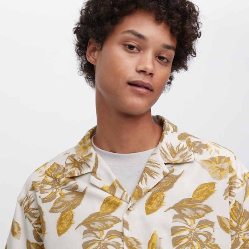 Uniqlo Open Collar Short-Sleeve Muške Košulje Žute | 4392-RHGWO