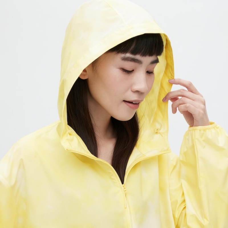 Uniqlo UV Protection Printed Pocketable Ženske Parka Žute | 5406-FJIUA